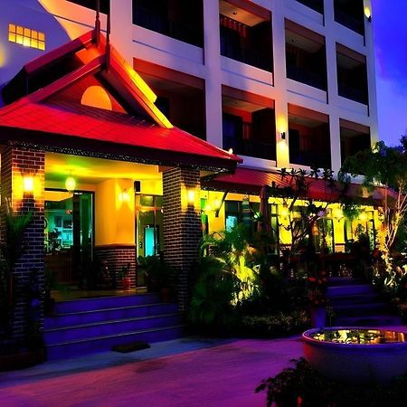 Rayong Lanna Hotel Dış mekan fotoğraf