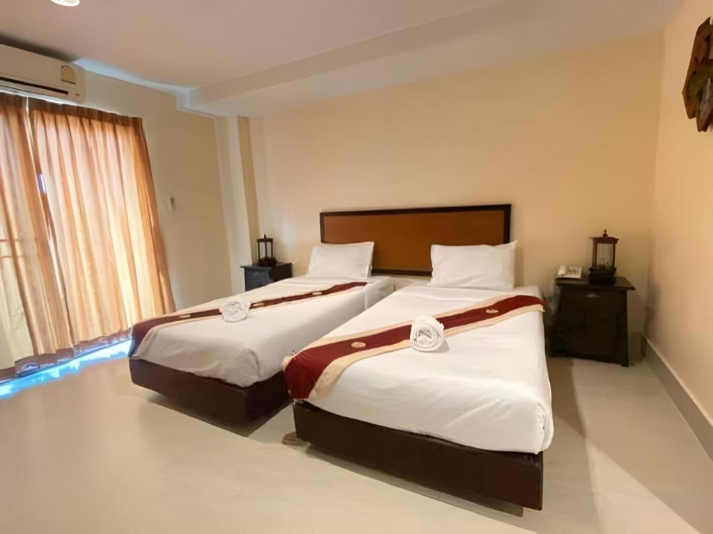 Rayong Lanna Hotel Dış mekan fotoğraf